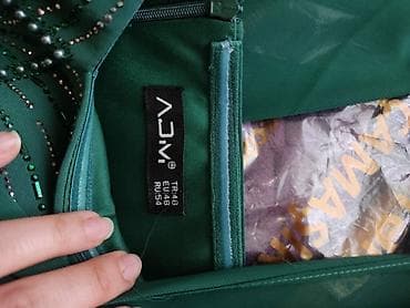 sade donlar: Salam satilir 260 manata alınıb. Cəmi 1 dəfə toya geyinilib. Ölçü 48 — 6