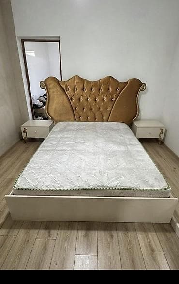 Ev üçün mebel: 💫RR
Taxt 2 tumbayla 250 manat .Catdirilma odenisle.Unvan Bakixanov — 1