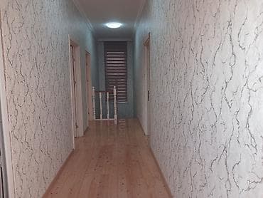 ramanida kreditle evler: TƏCİLİ SATILIR həyət evi 1ci mərtəbədə 4 yataq otağı və sanuzel. 2ci — 7