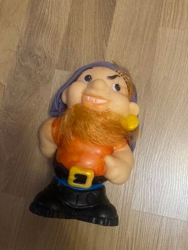 uşaq rasiyaları: 40 ilin kuklası isdifadə olunmayıb — 2