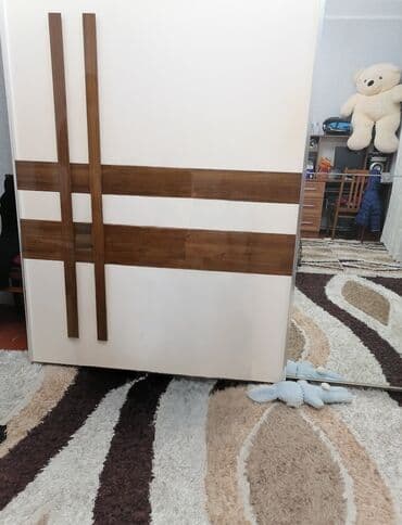 Kupe, Düz dolab, Qarderob, paltar dolabı