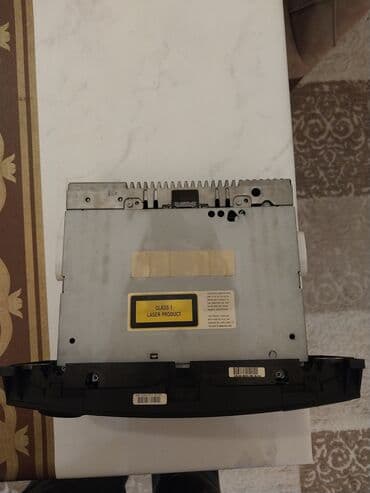 ses yukseldici: Avtomobil üçün qara rəngli radio, daxili CD pleyerlə təchiz — 3