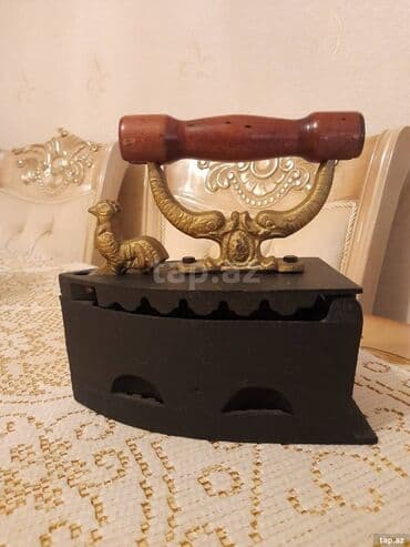 qədimi qəpiklər: Kömür ütüsü - Qedimi komur utusu. Antikdir. Latun islemeli — 1