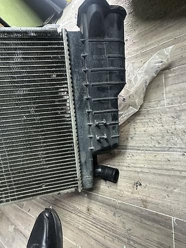 su radiatoru vaz: Iran Khodro Xəzər sd 2023 il, Orijinal, İşlənmiş — 2