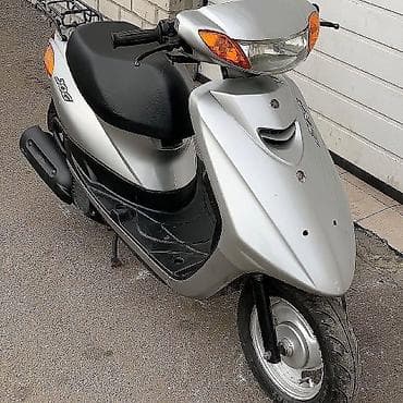 ford escape ehtiyat hisseleri: Yamaha Jog skuter - Gümüş rəngli, çevik və yığcam şəhər skuteri - Ön — 2