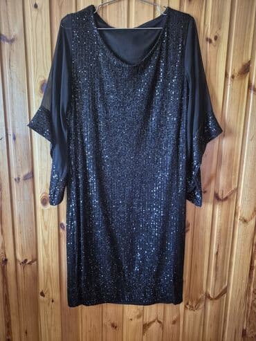 i̇dman qadın ətəkləri: Qara payetli qadın paltarı + bej rəngli kapüşonlu yağmurluq + kişi — 1