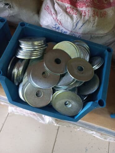 Metal məhsulları: Metiz və bərkidici məhsulların geniş seçimi Məhsul çeşidləri: - — 28