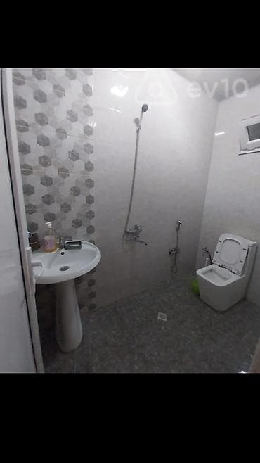 qebele ev: Masazir daa yoncaliqdaa lider marketin yaxinliqindaa təcili satılır — 4