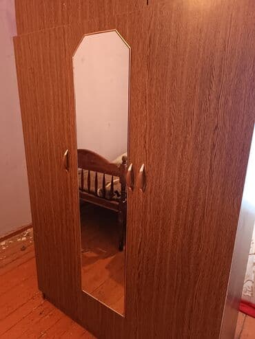 İşlənmiş, Açılan, 2 qapılı Düz dolab, Qarderob, paltar dolabı