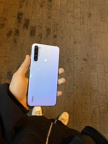 yaddas kart: Xiaomi Redmi smartfon - Model: Redmi (aşağı hissədə “Redmi” loqosu — 2