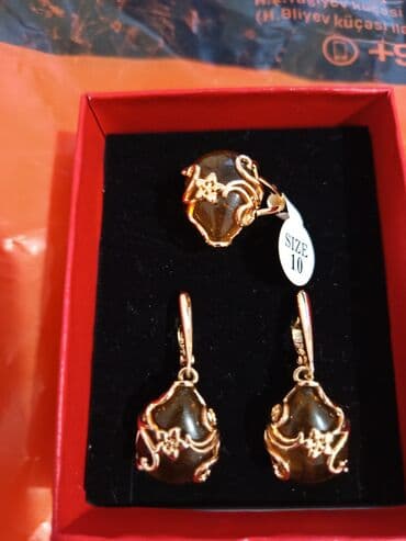 uzuk satışı: Qızılı rəng tonlarında sırğa və üzük - Tərkib: qızılı örtüklü metal — 8