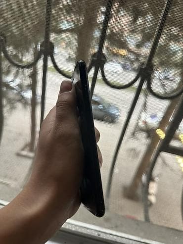 telefon iphone x: IPhone 7, Qara, Barmaq izi — 6