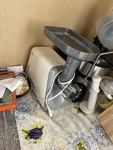 mp4 yükle: Ət çəkən maşın Panasonic, 1300 Vt — 2