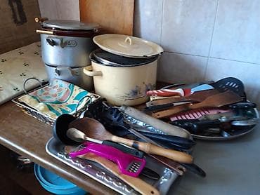 Kafe, restorankirayə evlər üçün çox sayda qazanlar, tavalar