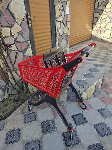 Qırmızı plastik alış-veriş arabası 0555617672 hovsan - Material — 2