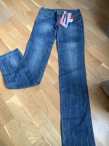 5 manat yenıdır Qadın cins şalvarı 32 34 olcu 28 mallda geyınıb lalafo.az -da 5 manat yenıdır Qadın cins şalvarı 32 34 olcu 28 mallda geyınıb