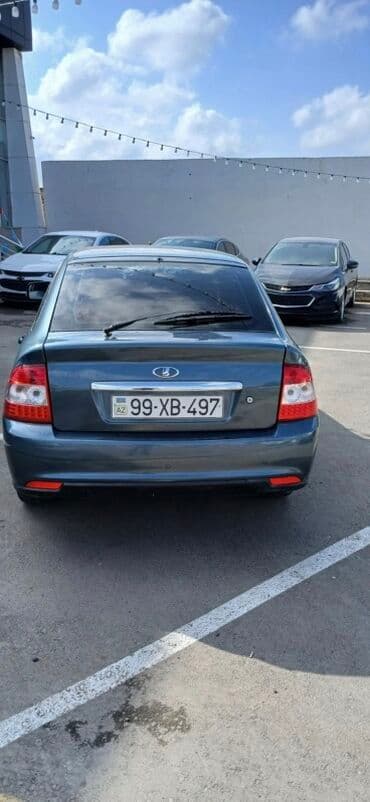 lider disk 07: VAZ (LADA) Priora: 1.6 l | 2014 il 137467 km Hetçbek — 2