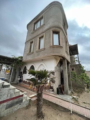 9 mikrorayon satilan evler: 9 otaq, 7 kv. m, Kredit yoxdur, Orta təmir — 1