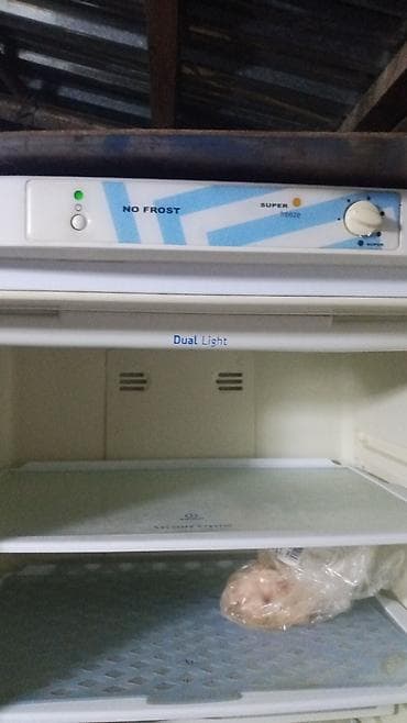 komputer windows 10: 2 qapılı Indesit Soyuducu Satılır, rəng - Ağ — 3