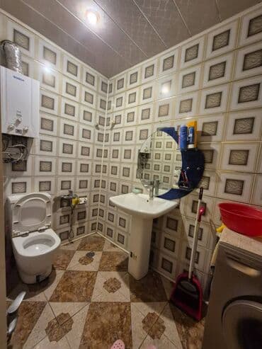 neftçilərdə 1 otaqlı kirayə evlər: 30 kv. m, 1 otaqlı — 4