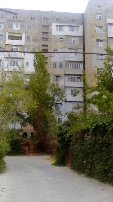 şəhər bağları mənzil satılır: Bakı, 3 otaqlı, Köhnə tikili, m. Neftçilər, 80 kv. m — 13