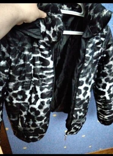 Kombinezonlar: Uşaq qışı gödəkçəsi - Model: kapüşonlu, ön hissəsi tam fermuarlı - — 2