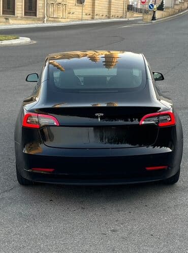 şlanqların satışı: Tesla Model 3 – tam elektrikli sedan Xüsusiyyətlər və dizayn: - Gözəl — 4