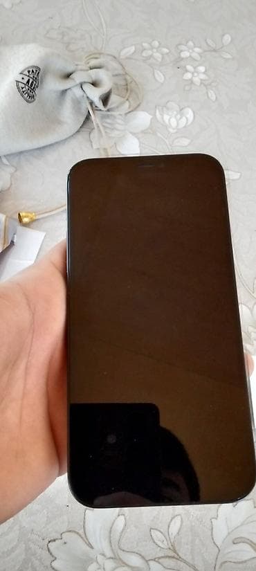 ps5 alan yerler: IPhone 12, 128 GB, Qara, Face ID — 5