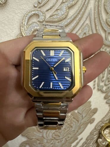 женские меховые снуды: Новый, Наручные часы — 1