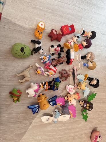 Mc oyuncaglari 30 ededi 35 azn son giymet 1 ededi 1.50 azn Max 10