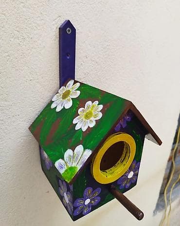 heyvan sahiblənmə: Quş yuvası Olçüsü 15*12*12 - Material: ağac - Dizayn: sarı damlı, ön — 5