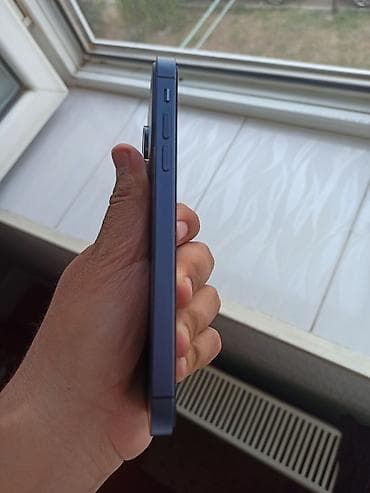 mini ats: IPhone 11, 128 GB, Mavi, Face ID — 3