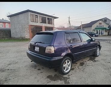 ustu aciq masin: Volkswagen Golf maşın kreditlə satılır ilkin odeniş 400 azn 10 ay 300 — 3