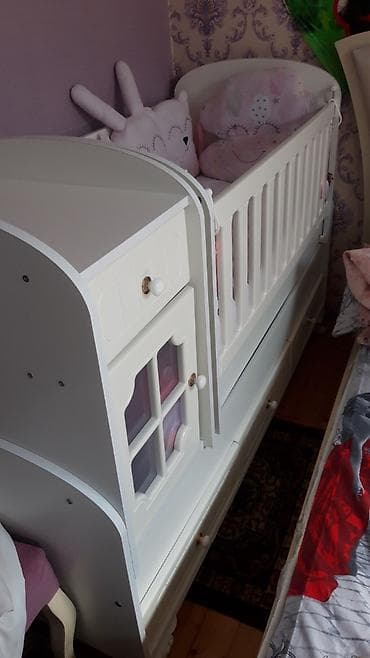 paltar seren: Oğlan və qız üçün, Dördbucaq, Beşik, Dəst ilə, Matras ilə, Yellənmə mexanizm ilə — 6