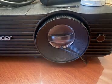 Yeni Proyektor Acer