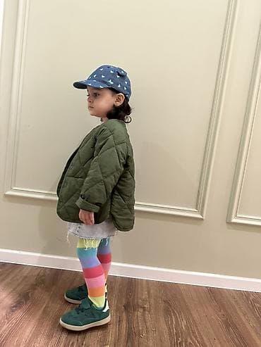 keta krasovka: Uşaq üçün yaşıl idman ayaqqabıları - Model: aşağı profilli, yapışqan — 1