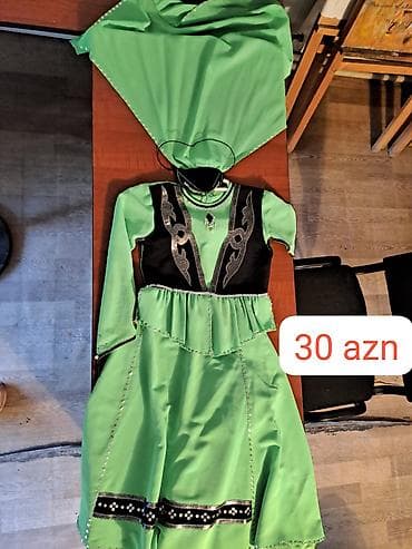 Baş geyimləri: Uşaqlar və böyüklər üçün bütün ölçülər var. Ucuz qiymətə satılır və — 4