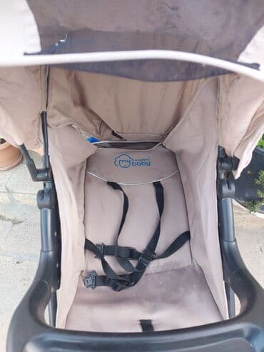 rezin botlar: Çıxarıla bilən beşikli araba, Burbay, İşlənmiş, Cins: Oğlan, Yaş: 30 ay, Ünvandan götürmə — 5