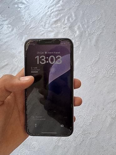 ipon xs: IPhone 11, Face ID — 6