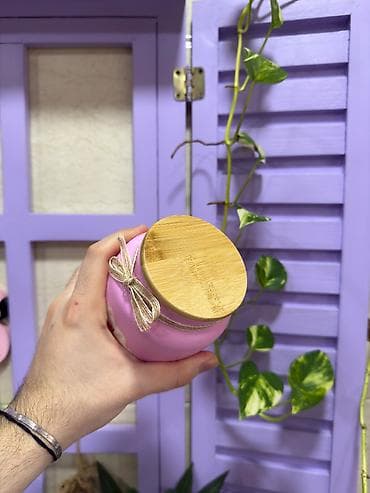 Duz seker qend ve s edviyyatlar ucun. Əl işi rəngli şüşə dekor qablar