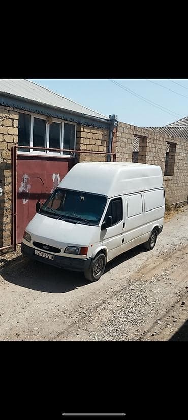 Ford Transit: 2.5 l | 1997 il 350000 km Van body type