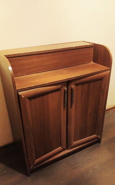 şüşəli şkaf: Açılan, 2 qapılı Düz dolab, Ayaqqabı dolabı — 2