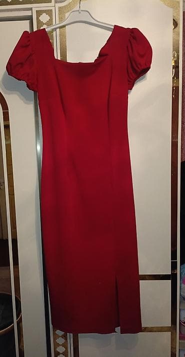 qış geyimləri: Qadın geyim dəsti – 3 məhsul 1) Qırmızı don - Dizə qədər uzunluq, düz — 1