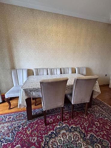 Qonaq otağı üçün, İşlənmiş, Açılan, Kvadrat masa, 8 stul lalafo.az -da Qonaq otağı üçün, İşlənmiş, Açılan, Kvadrat masa, 8 stul