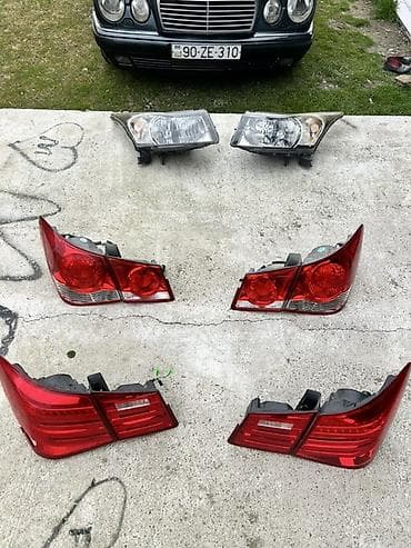 Кузовные детали: Комплект, Ближний, дальний свет, Chevrolet Cobalt, Оригинал, США, Б/у — 1