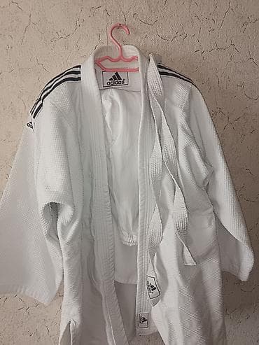 Adidas cüdo kimono üstü kəmər və şalvarı 7ay işlənib real alıcıya