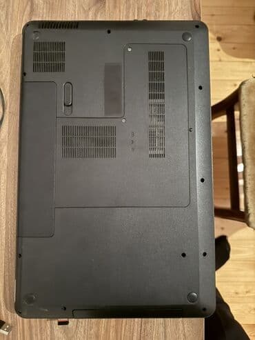 Masaüstü kompüterlər və iş stansiyaları: HP Pavilion dv7 seriyası noutbuk - Ekran: 17.3" geniş ekran, HD+ — 5