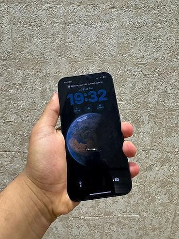 playsation 4: IPhone 13, 128 GB, Midnight — 4