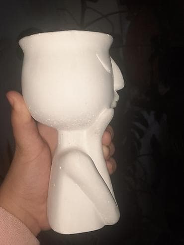 Горшки для растений: Dekorativ güldan/saksı – insan fiqurlu - Material: ağ rəngli — 1