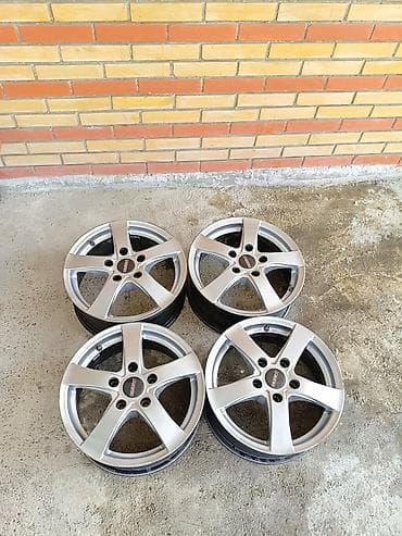 R15 Disk Satılır 5 Boltdur Çatı Svarkası Əyriliyi Yoxdur.Qiymətdə lalafo.az -da R15 Disk Satılır 5 Boltdur Çatı Svarkası Əyriliyi Yoxdur.Qiymətdə